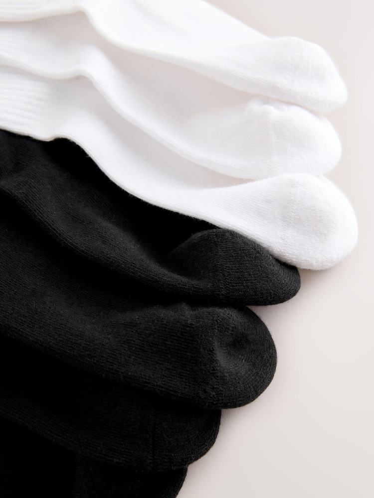 Black/White Cushion Sole Ribbed Sport Cropped Ankle Socks 7 Pack With Arch Support - Image 5 of 5 Black/White Cushion Sole Ribbed Sport Cropped Ankle Socks 7 Pack With Arch Support - Image 5 of 5