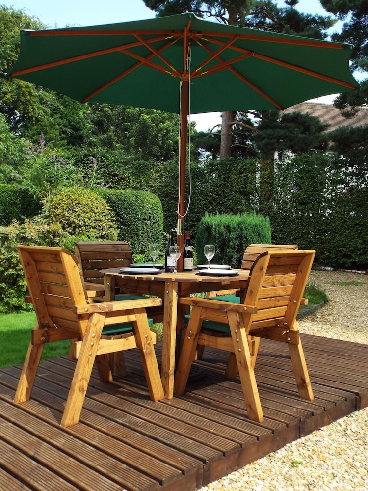 Charles Taylor Brown 4 Seater Round Garden Table Set - Image 2 of 6