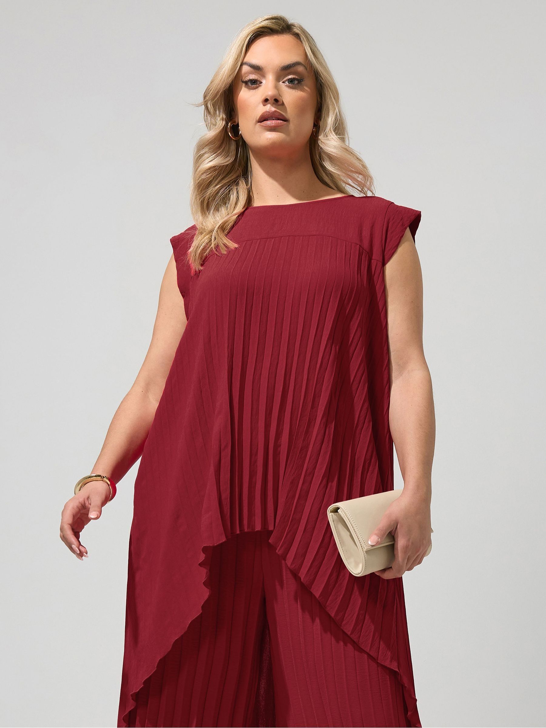 Yours Curve Women's Red Pleated High Low Top