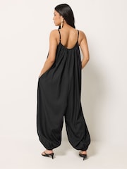 PixieGirl Petite Black Balloon Jumpsuit - Image 4 of 5