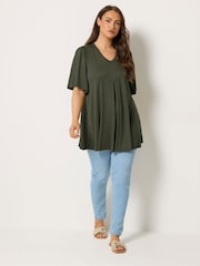 Yours Curve Green Pleated Front Swing Top - Image 2 of 5