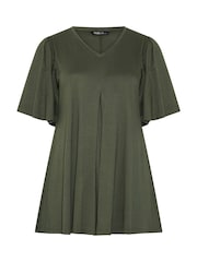 Yours Curve Green Pleated Front Swing Top - Image 5 of 5