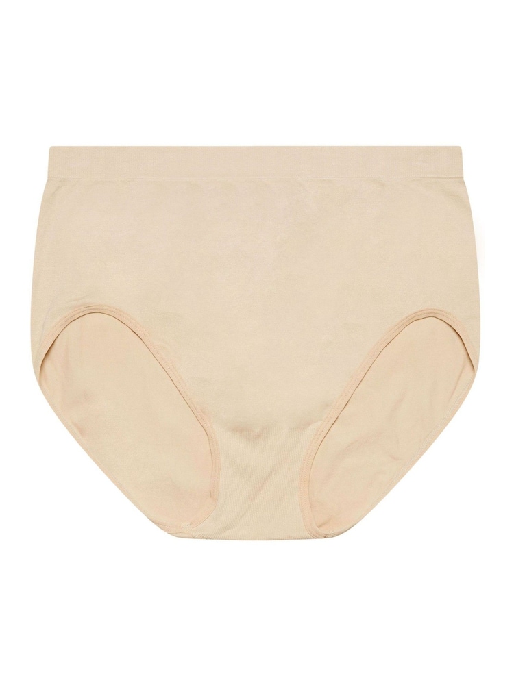 Yours Curve Nude Seamless Light Control Full Briefs 2 Pack - Image 2 of 10 Yours Curve Nude Seamless Light Control Full Briefs 2 Pack - Image 2 of 10