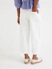 Oliver Bonas Ecru Scalloped Pocket Cropped Wide Leg Jeans - صورة 2 من 7