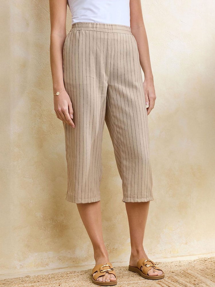 Cotton Traders Natural Linen Blend Cropped Trousers - Image 2 of 4 Cotton Traders Natural Linen Blend Cropped Trousers - Image 2 of 4