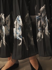 CERENE Becca Black Elegance Horse Print Pleated Mesh Trim Midi Skirt - Image 5 of 11