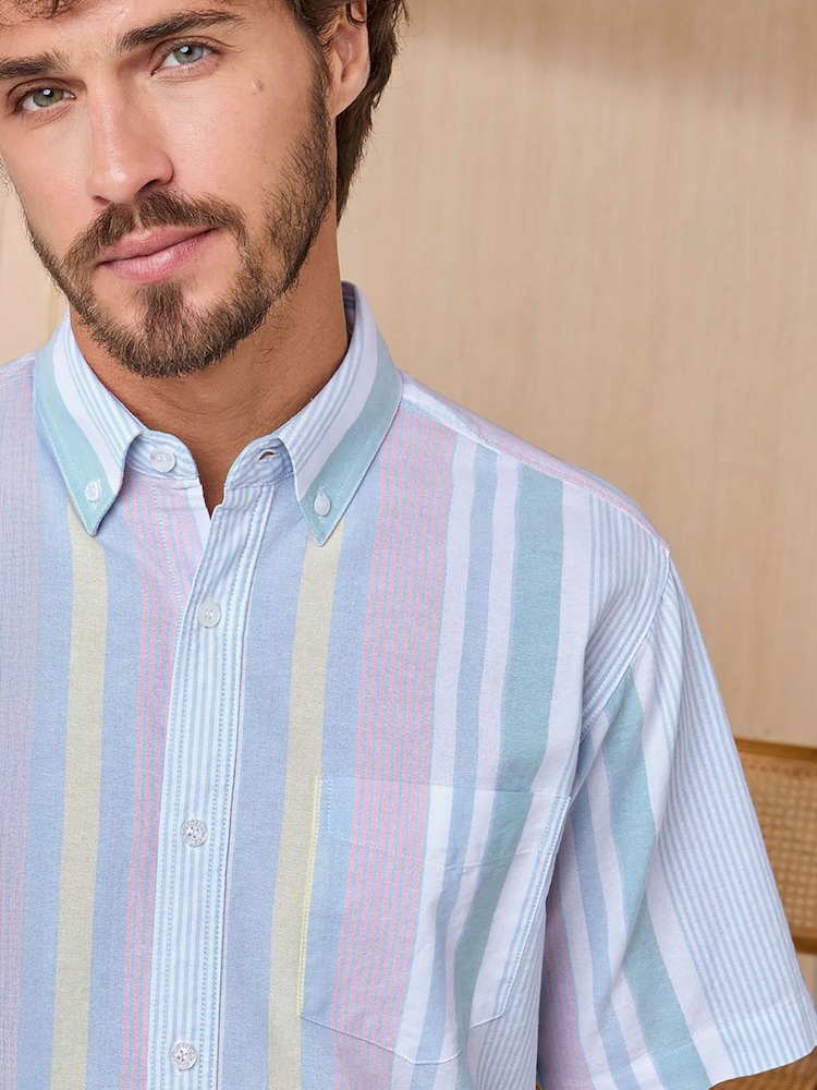 Cotton Traders Green Signature Short Sleeve Oxford Shirt - Image 2 of 4