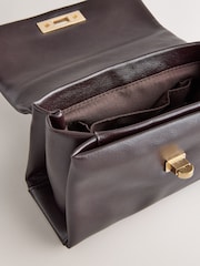 Ягодно-красный - Lock Hand Held Bag - Изображение 8 8
