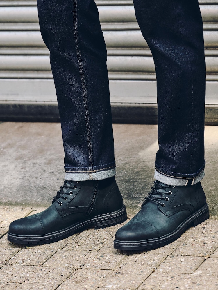 Svart - Leather Toecap Boots - Bilde 1 av 4
