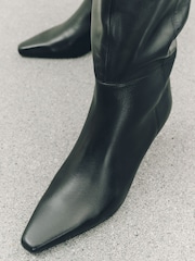 Μαύρο - Forever Comfort® Leather Chisel Over the Knee Boots - Εικόνα 5 από 12