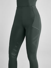 Aztec Diamond Green Knee Grip Core Leggings - Image 3 of 3