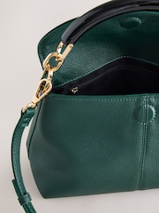 Green Resin Handle Hand Held Bag - Image 5 of 5