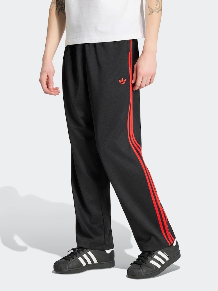 adidas originals Black Adicolor Loose Joggers - Image 1 of 6