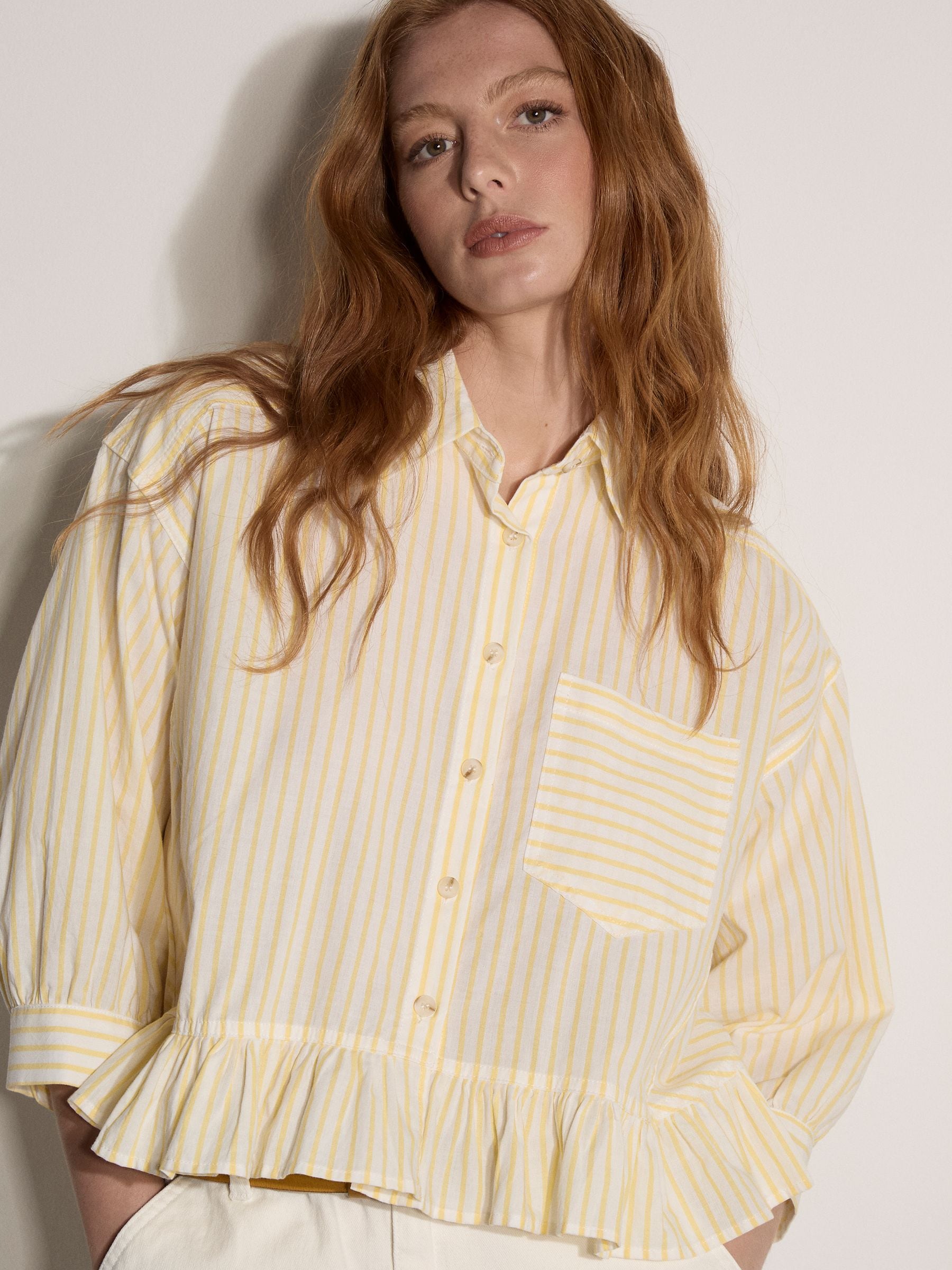 Next：日本 Apricot Stripe Ruffle Hem Shirt from Next Japan