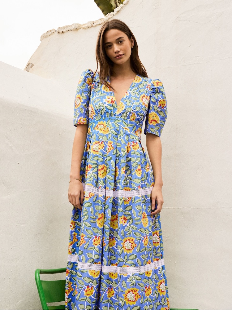 Ro&Zo Blue Petite Floral Print Trim Insert Dress - Image 1 of 8
