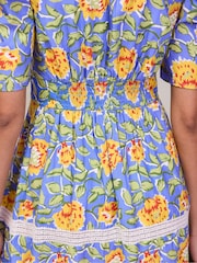 Ro&Zo Blue Petite Floral Print Trim Insert Dress - Image 7 of 8