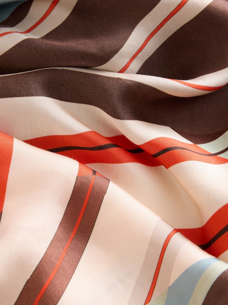 Brown Geometric Lightweight Square Scarf - Image 4 of 4