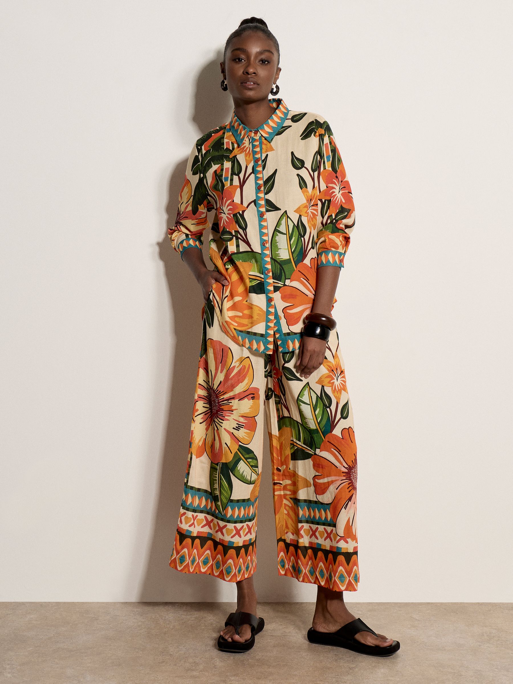 Comprar Apricot Tropical Floral Print Shirt from Next Brazil