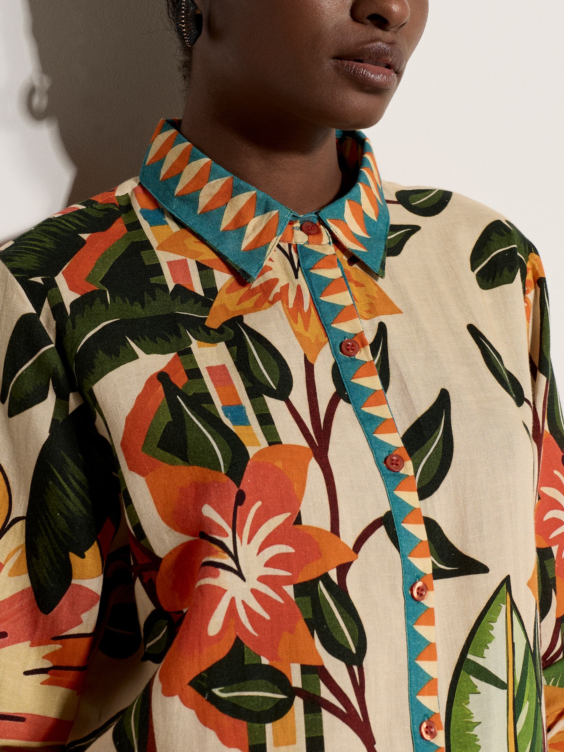Comprar Apricot Tropical Floral Print Shirt from Next Brazil