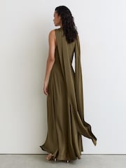 Vert kaki - Reiss Sabine Satin Cape-Detail Maxi Dress - Image 3 de 3