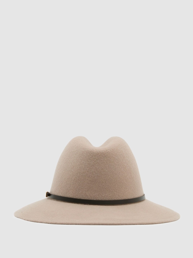 Filcowy kapelusz fedora Reiss Frances z wełny ze skórzanym paskiem - Obraz 5 z 5 Filcowy kapelusz fedora Reiss Frances z wełny ze skórzanym paskiem - Obraz 5 z 5