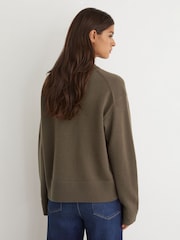 Reiss Khaki Green Mari Wool-Cashmere V-Neck Jumper - Image 5 of 6