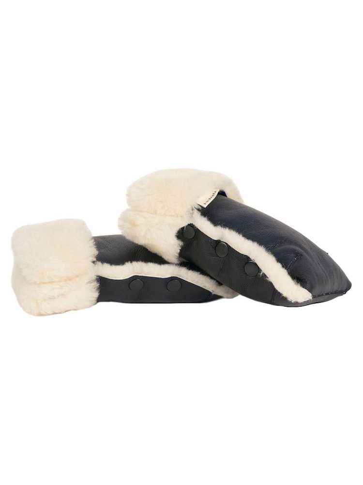 BINIBAMBA Milk Sheepskin Buggy Mitts - Image 2 of 4 BINIBAMBA Milk Sheepskin Buggy Mitts - Image 2 of 4