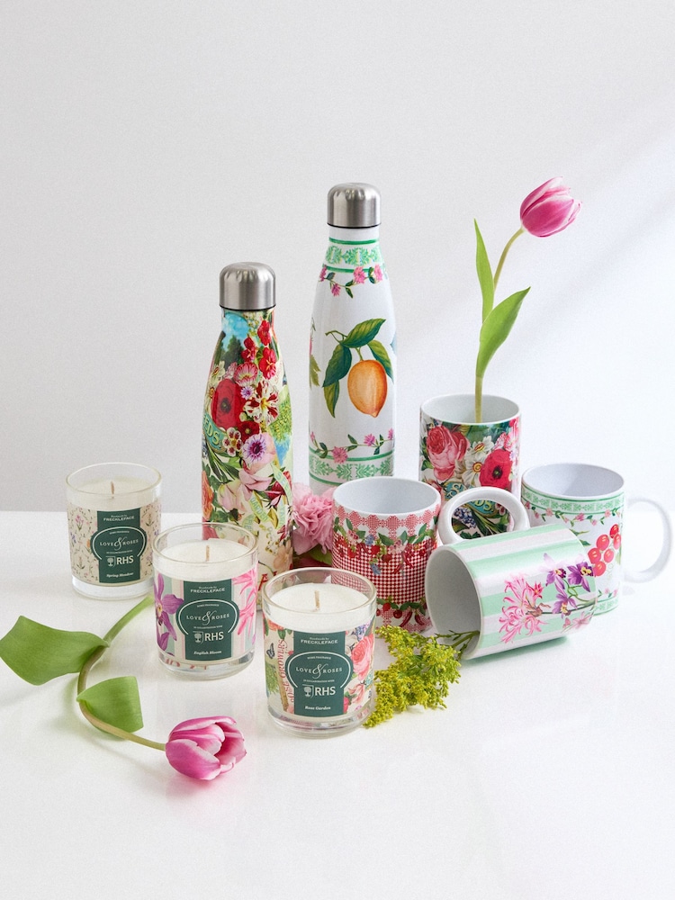 Love & Roses x RHS Rose Garden Freckleface 1 Wick Candle - Image 3 of 3