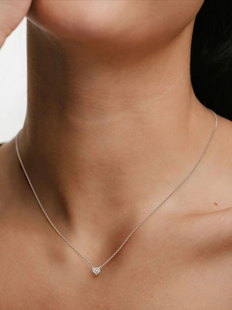 The Diamond Store Silver Wanderlust Floating Heart Cut Lab Diamond Solitaire Necklace 0.25ct H/SI in 925 Silver - Image 6 of 6 The Diamond Store Silver Wanderlust Floating Heart Cut Lab Diamond Solitaire Necklace 0.25ct H/SI in 925 Silver - Image 6 of 6