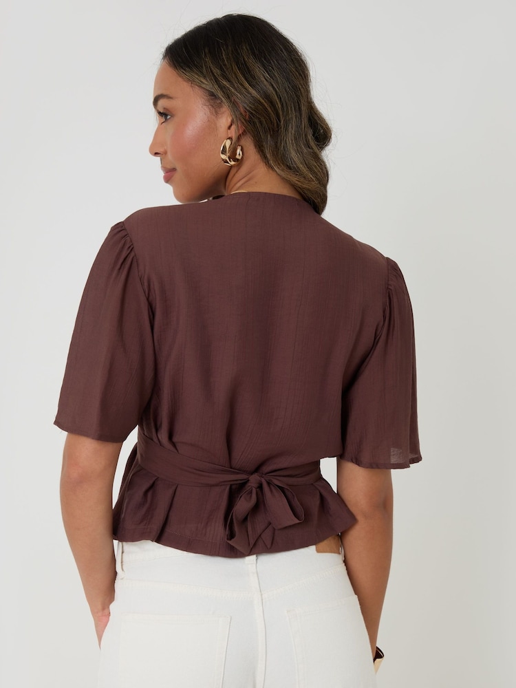 Threadbare Brown Flutter Sleeve Tie-Back Top - Image 2 of 4