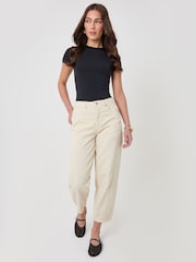 Threadbare Cream Belted Barrel Leg Jeans - Image 5 of 5