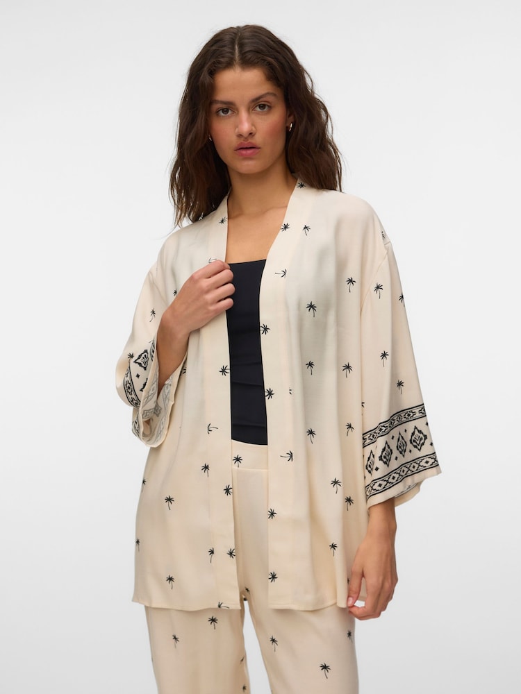 VERO MODA Cream 3/4 Sleeve Open Kimono Sleeve Top - Image 1 of 5