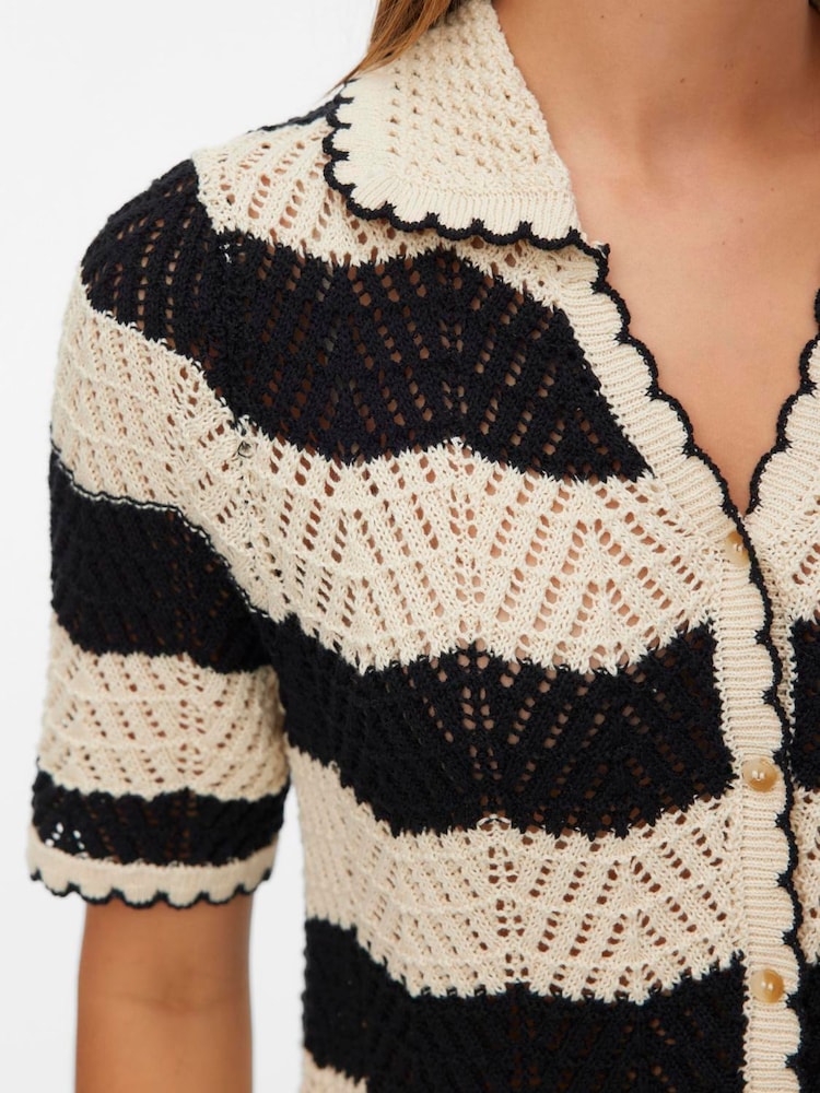 VERO MODA Cream Short Sleeve Crochet Cardigan - Image 4 of 4 VERO MODA Cream Short Sleeve Crochet Cardigan - Image 4 of 4