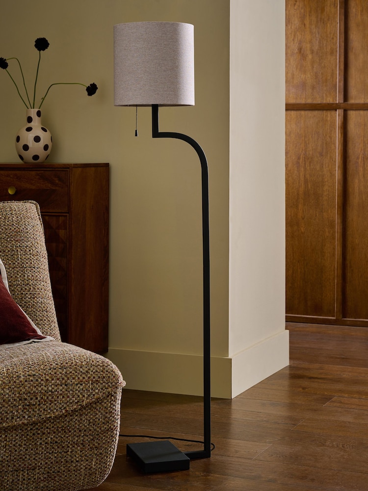Black Hanbury Floor Lamp - Image 2 of 5 Black Hanbury Floor Lamp - Image 2 of 5