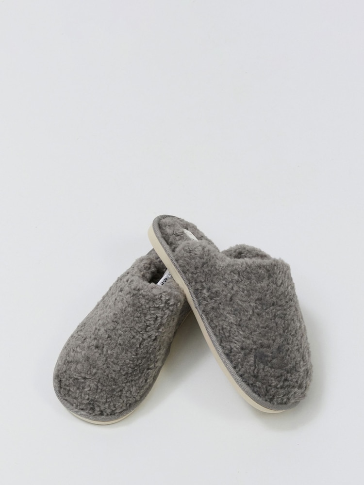 Aruelle Grey Kiara Slippers - Image 2 of 3 Aruelle Grey Kiara Slippers - Image 2 of 3