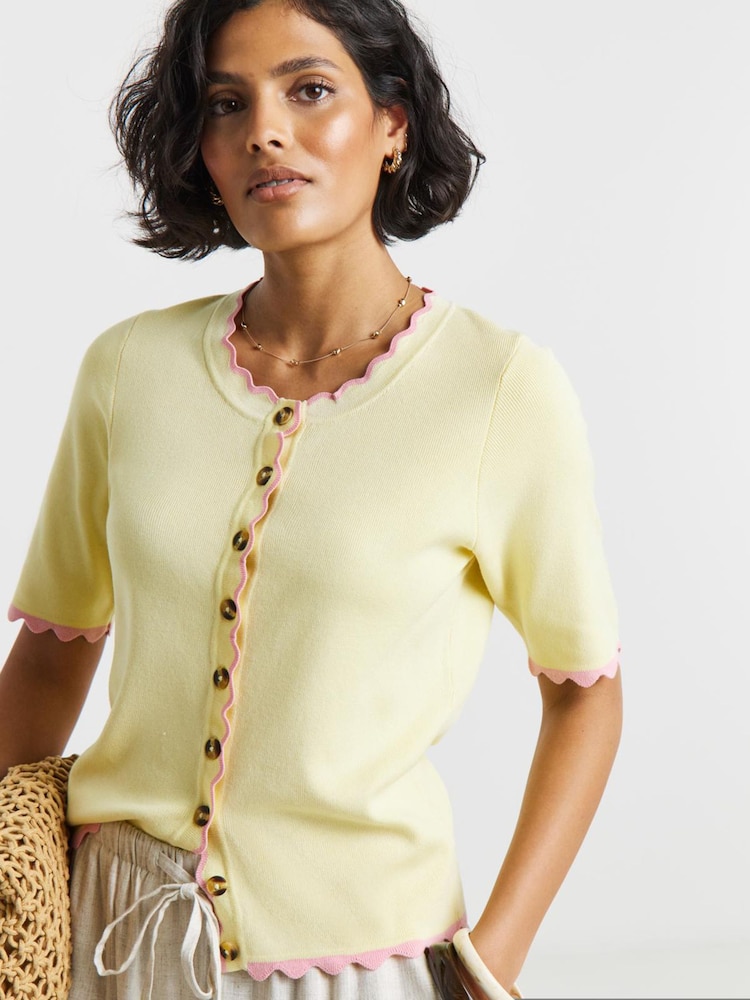 Amarillo - Simply Be Scallop Detail Short Sleeve Cardigan - Imagen 1 de 4 Amarillo - Simply Be Scallop Detail Short Sleeve Cardigan - Imagen 1 de 4