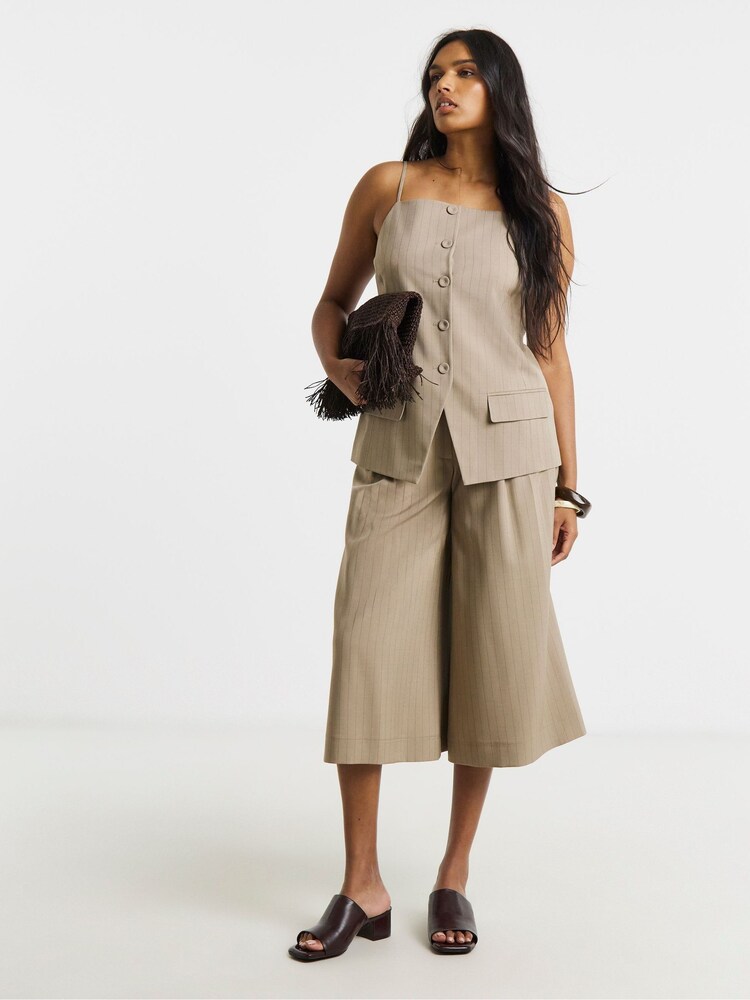 Simply Be Natural Longline Linen V-Neck Waistcoat - Image 1 of 4 Simply Be Natural Longline Linen V-Neck Waistcoat - Image 1 of 4