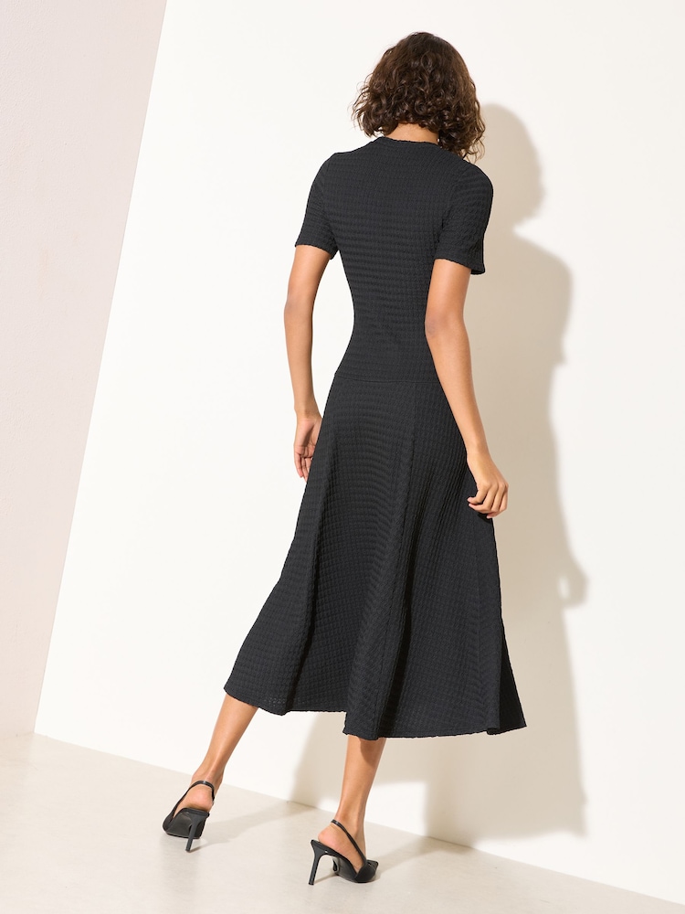 Friends Like These Mint Green Dropped Waist Textured Jersey Maxi Dress - Image 2 of 4