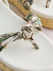 Pink/White Raffia Knot Detailing Toe Thong Sandals - Image 9 of 9