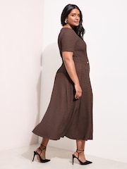 Friends Like These Chocolate Brown Curve Dropped Waist Textured Jersey Maxi Dress - Image 2 of 4
