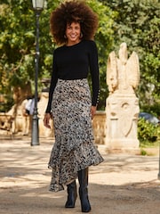 Sosandar Black Leopard Print Crew Neck Jumper - Image 5 of 5