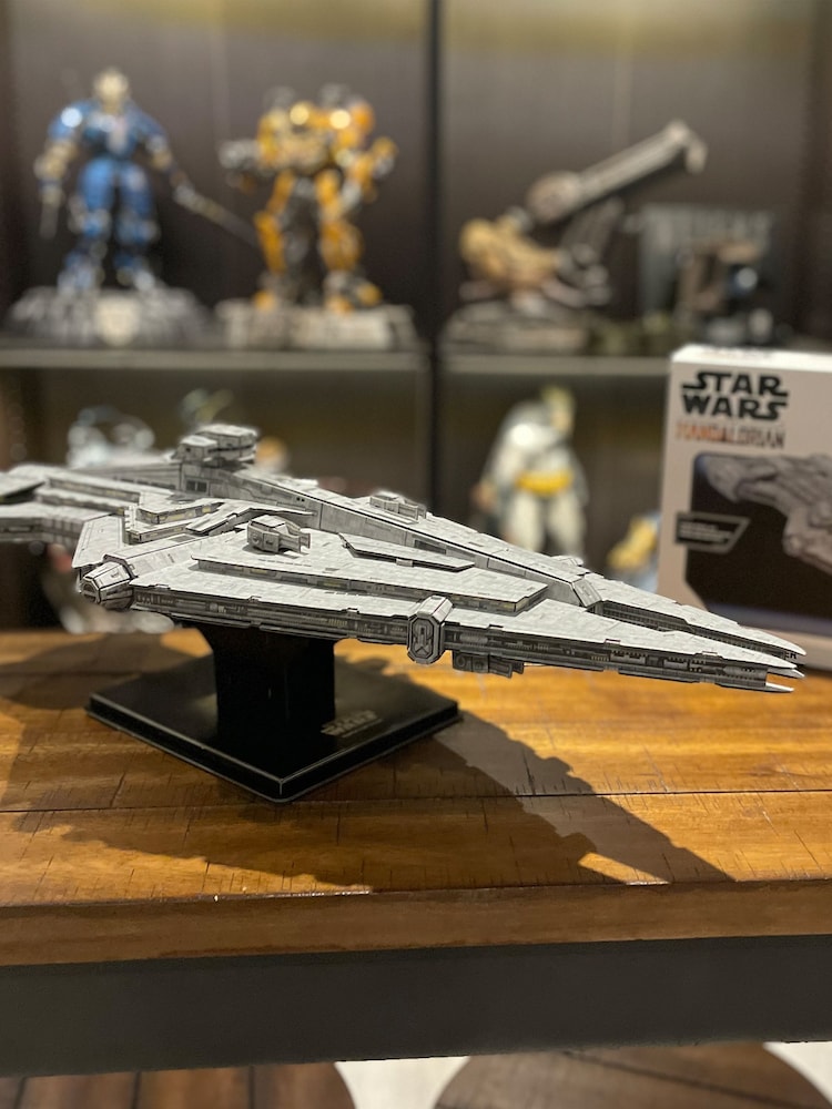 University Games Grey Star Wars: The Mandalorian Imperial Light Cruiser - Image 3 of 3 University Games Grey Star Wars: The Mandalorian Imperial Light Cruiser - Image 3 of 3