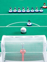 University Games Green Subbuteo Main Game - Image 4 of 5