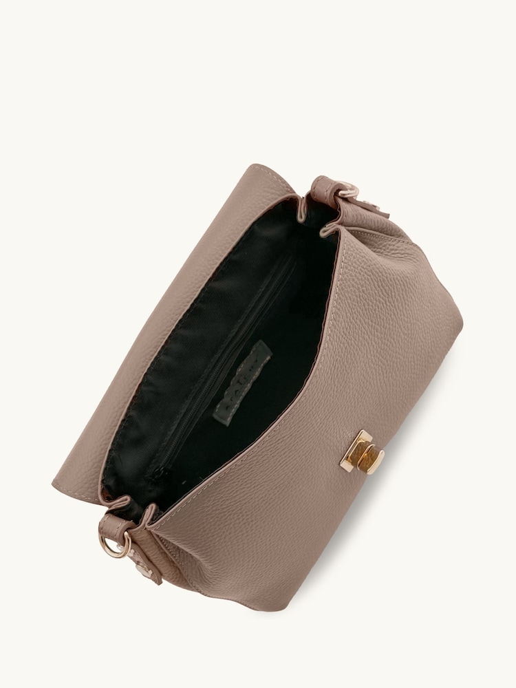 Apatchy Brown The Maisie Midi Leather Bag - Image 6 of 6 Apatchy Brown The Maisie Midi Leather Bag - Image 6 of 6