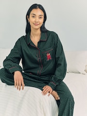 Chelsea Peers Green Cotton Embroidered Skiing Chip the Cockapoo Gingham Long Pyjamas Set - Image 3 of 6