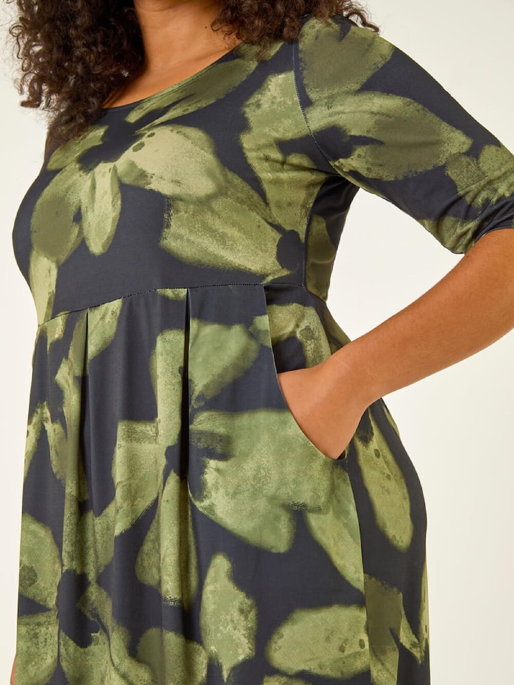 Roman Green Curve Floral Print Pocket Stretch Dress - Image 5 of 5
