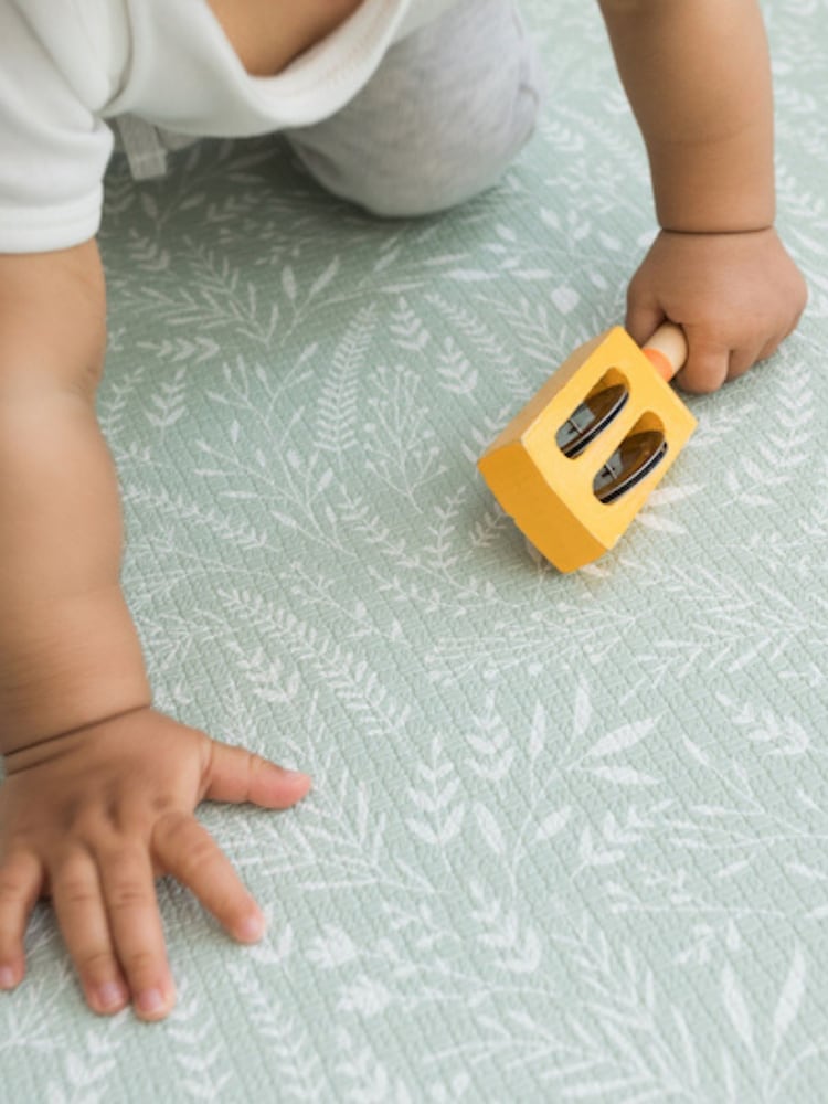 Totter + Tumble Green Cream The Rambler + Globetrotter Compact Medium Size Playmat - Image 2 of 6