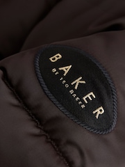 „Baker by Ted Baker“ dušui atsparus satino paminkštintas ilgomis linijomis megztas šokoladinės rudos spalvos švarkas - 13 paveikslėlis iš 20