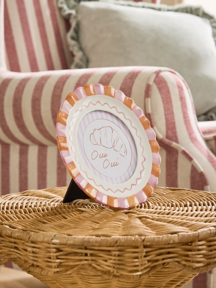 Pink Round Wavy Edged Patterned Ceramic Photo Frame - Image 1 of 4 Pink Round Wavy Edged Patterned Ceramic Photo Frame - Image 1 of 4