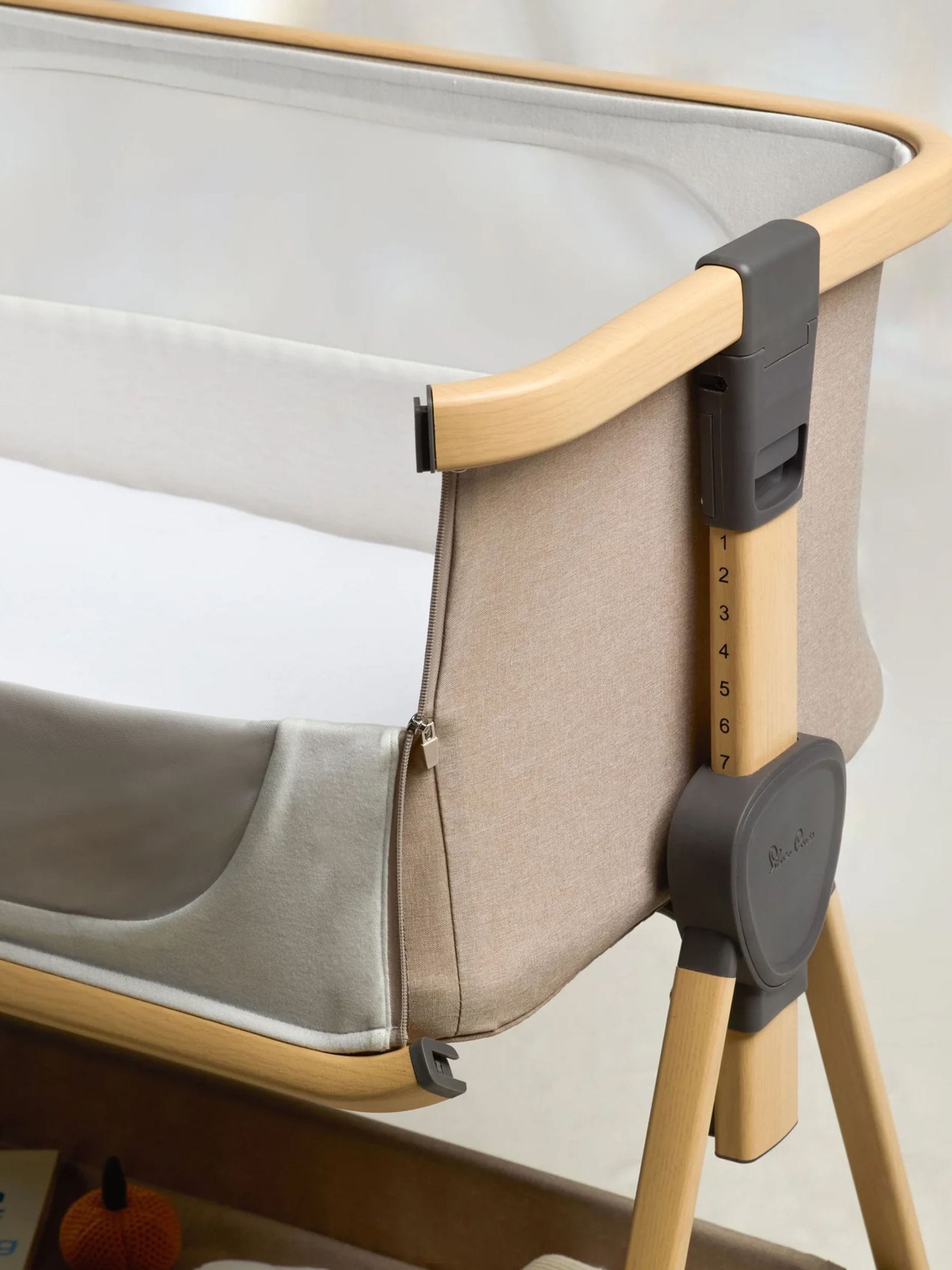 CV03 ② Buy Silver Cross Oatmeal Lunar Bedside Crib from the Next UK